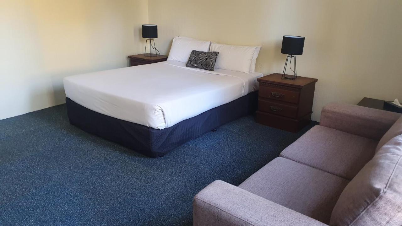 Hotel Cavalier Wantirna South Esterno foto