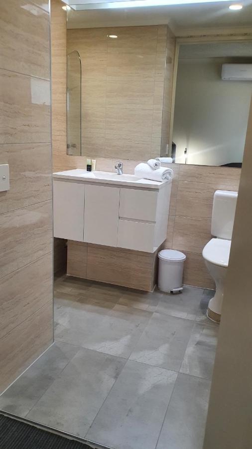 Hotel Cavalier Wantirna South Esterno foto