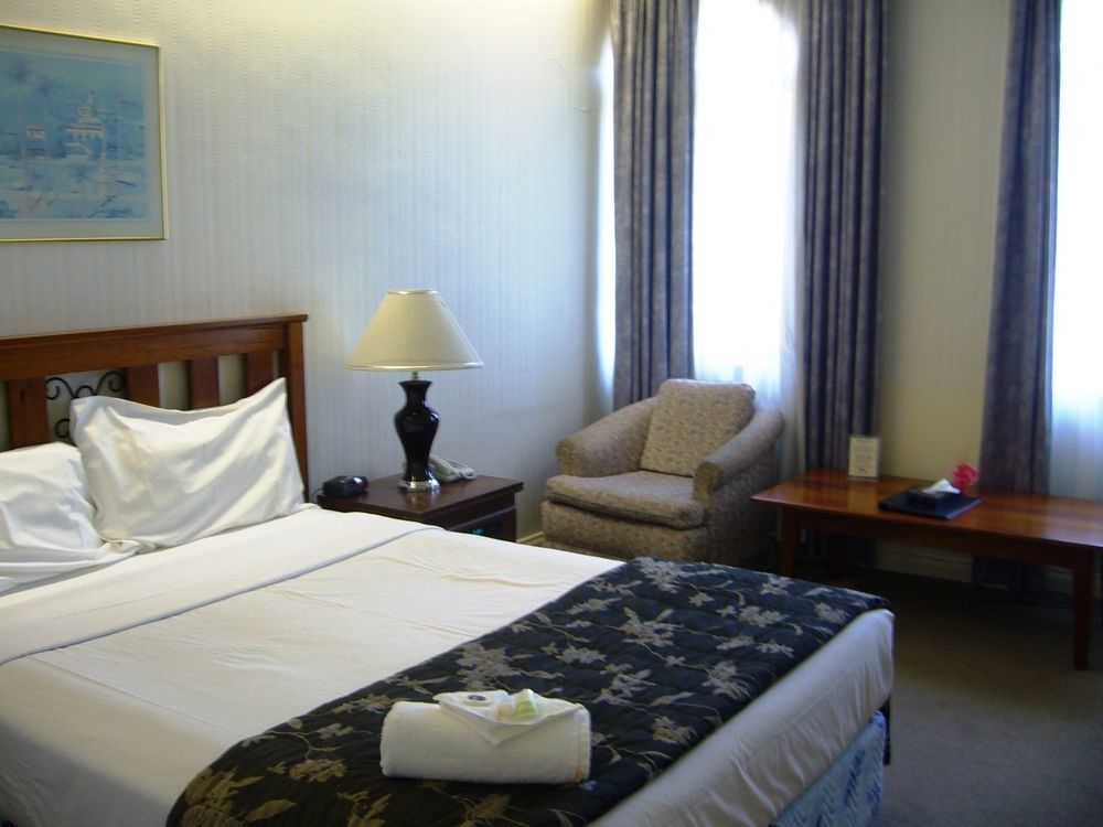 Hotel Cavalier Wantirna South Esterno foto