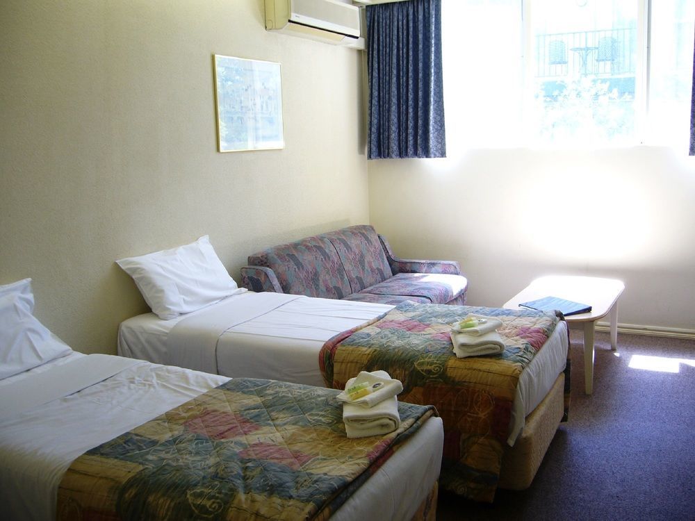 Hotel Cavalier Wantirna South Esterno foto