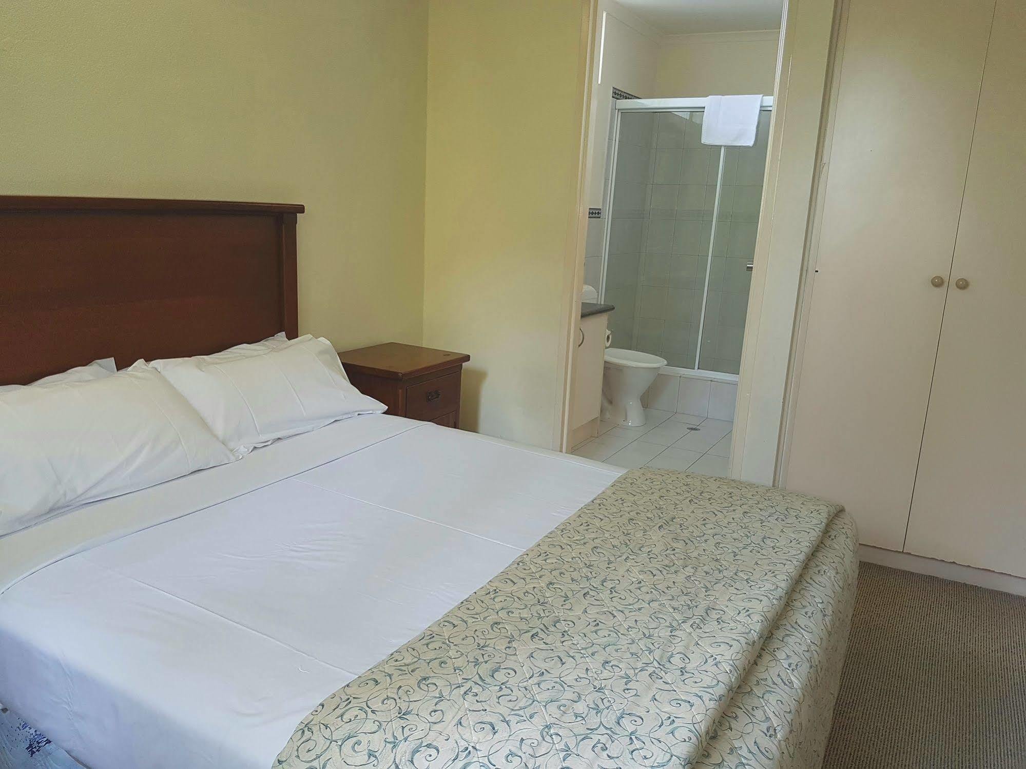 Hotel Cavalier Wantirna South Esterno foto