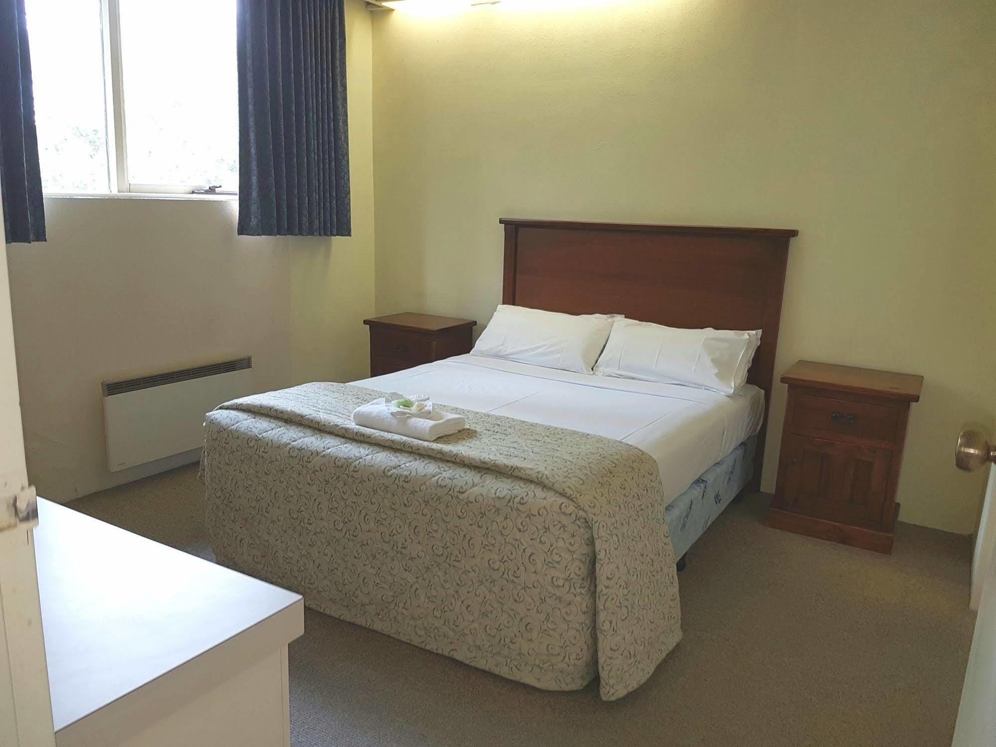 Hotel Cavalier Wantirna South Esterno foto