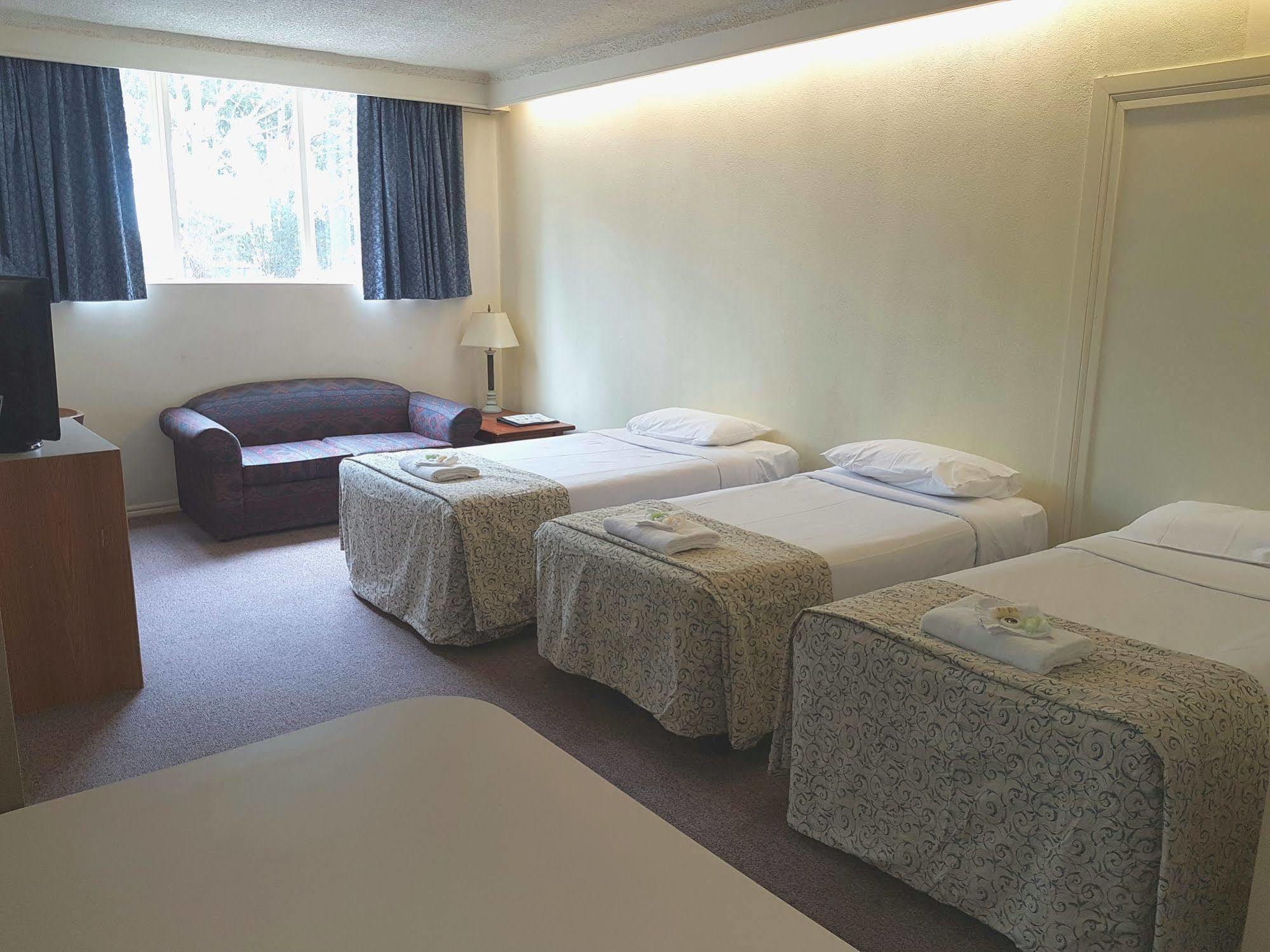 Hotel Cavalier Wantirna South Esterno foto