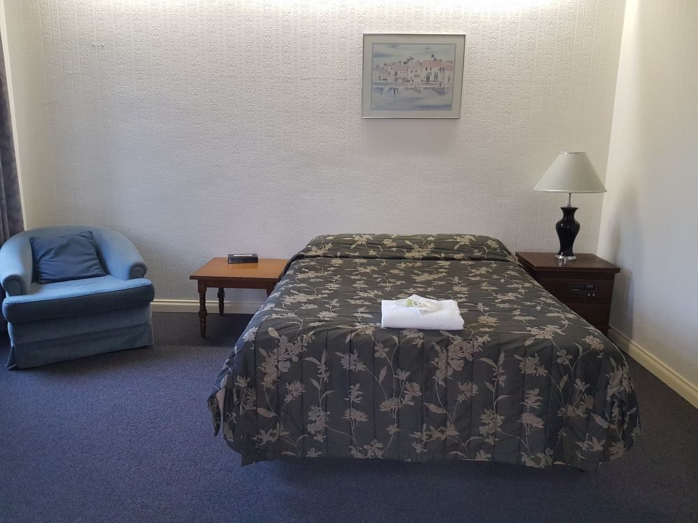 Hotel Cavalier Wantirna South Esterno foto